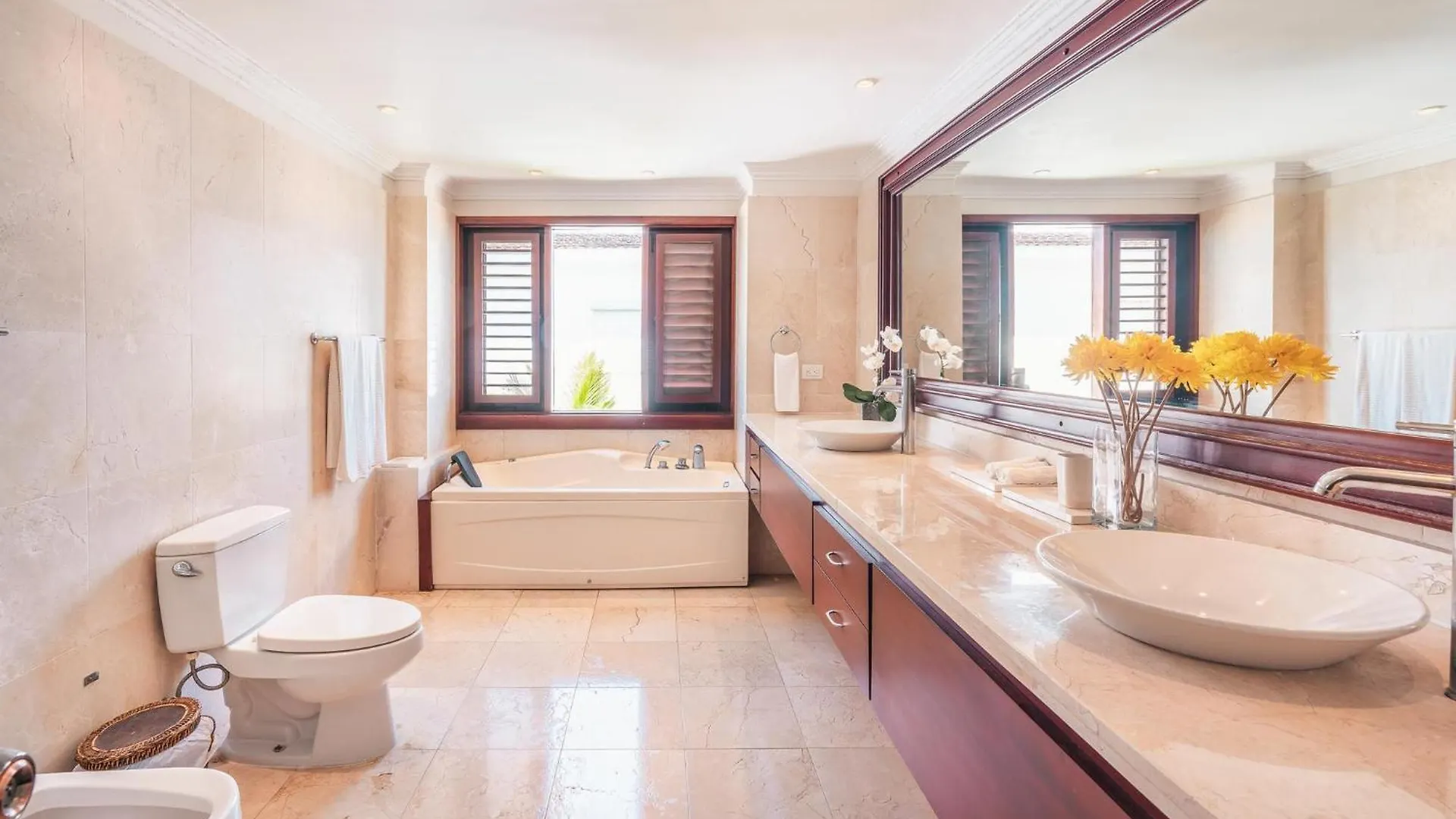 Seaside Bliss With Pool And Spectacular View Villa Las Minas